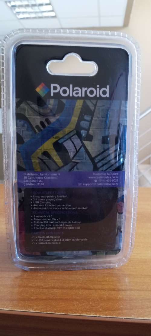 **BARGAIN BUY**POLAROID SOUND CUBE BLUETOOTH SPEAKER -WORTH R700-GRAB IT@ FROM JUST R99!!!!